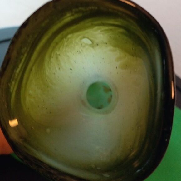 In Murano Style Art Glass Bulbous Vase Cottagecore Kitsch - Picture 7 of 8